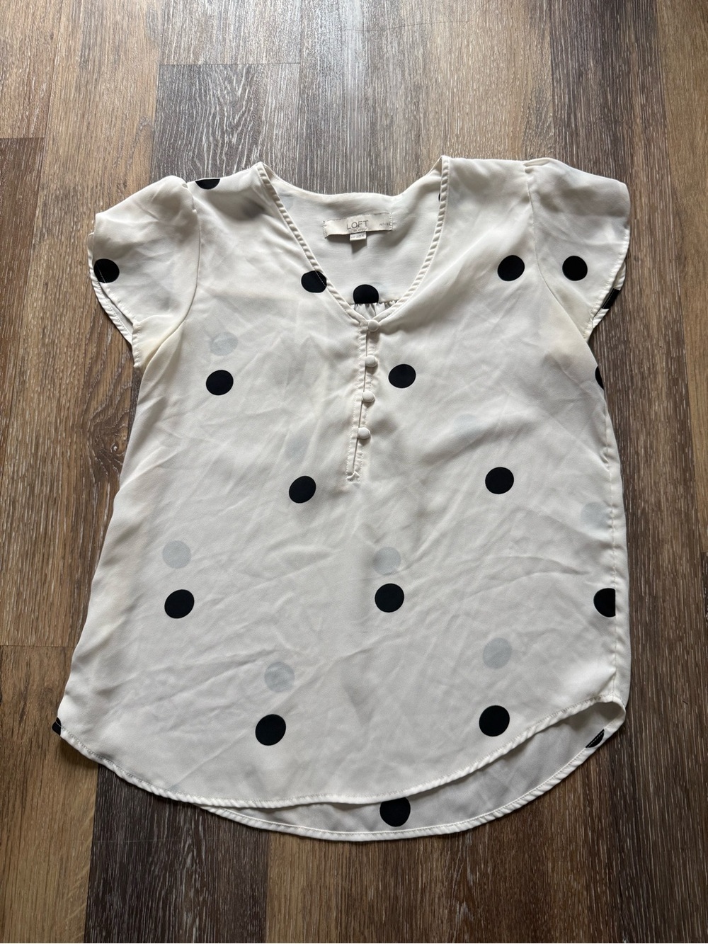 LOFT Petite Polka Dot Blouse Cream Black V Neck Flowy Top XSP